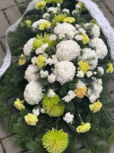 Hurtownia Kwiatów Kutrowscy. Kwiaciarnia ul. Objazdowa 7a. Kwiaty cięte, sztuczne i dekoracje ślubne.